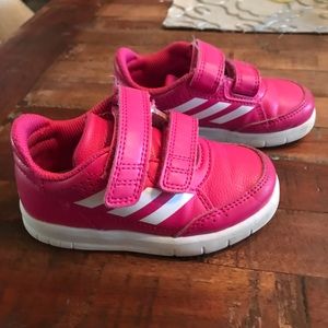 Adidas Toddler tennis shoes - size 7